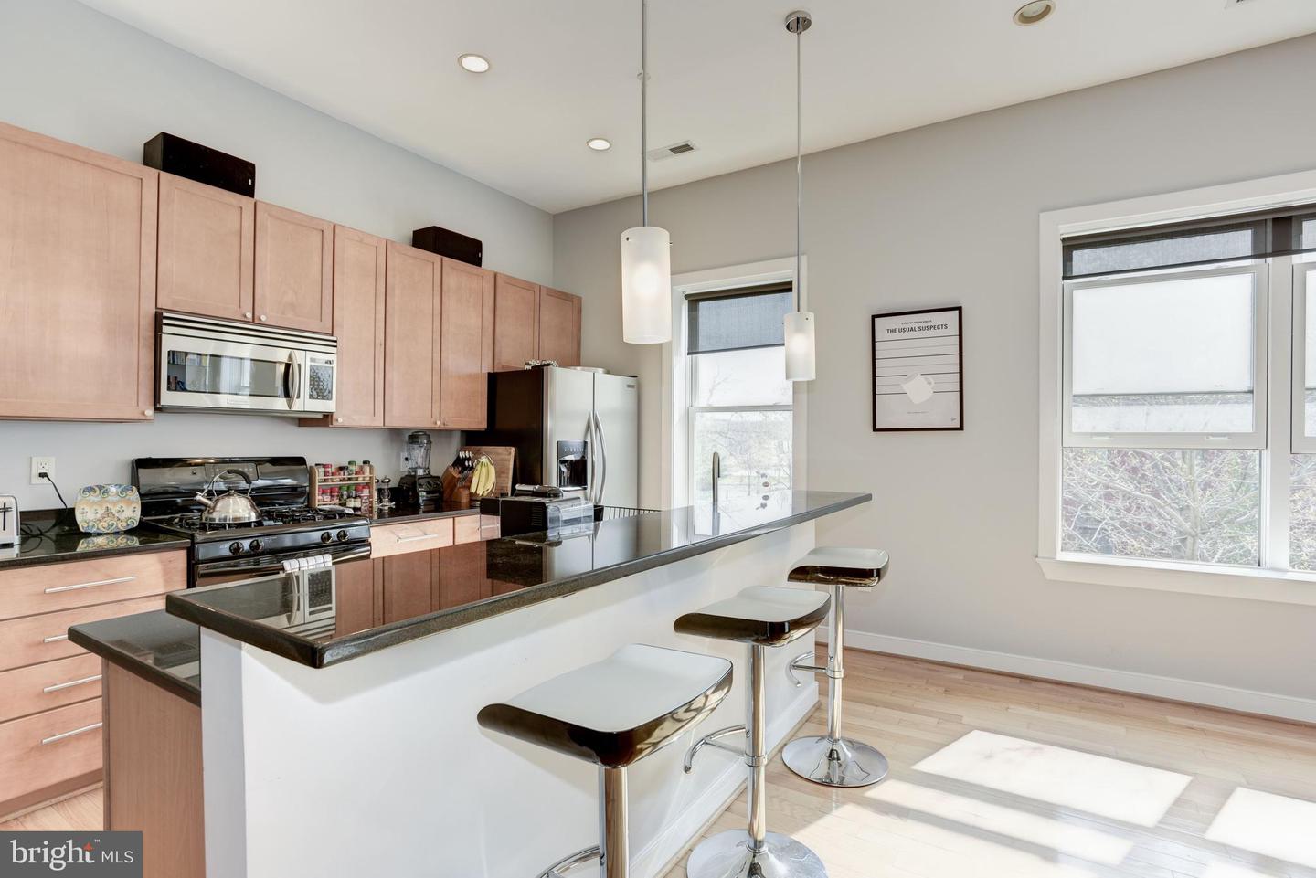 1240 4TH ST NW #200, WASHINGTON, District Of Columbia 20001, 2 Bedrooms Bedrooms, ,2 BathroomsBathrooms,Residential,For sale,1240 4TH ST NW #200,DCDC2214758 MLS # DCDC2214758