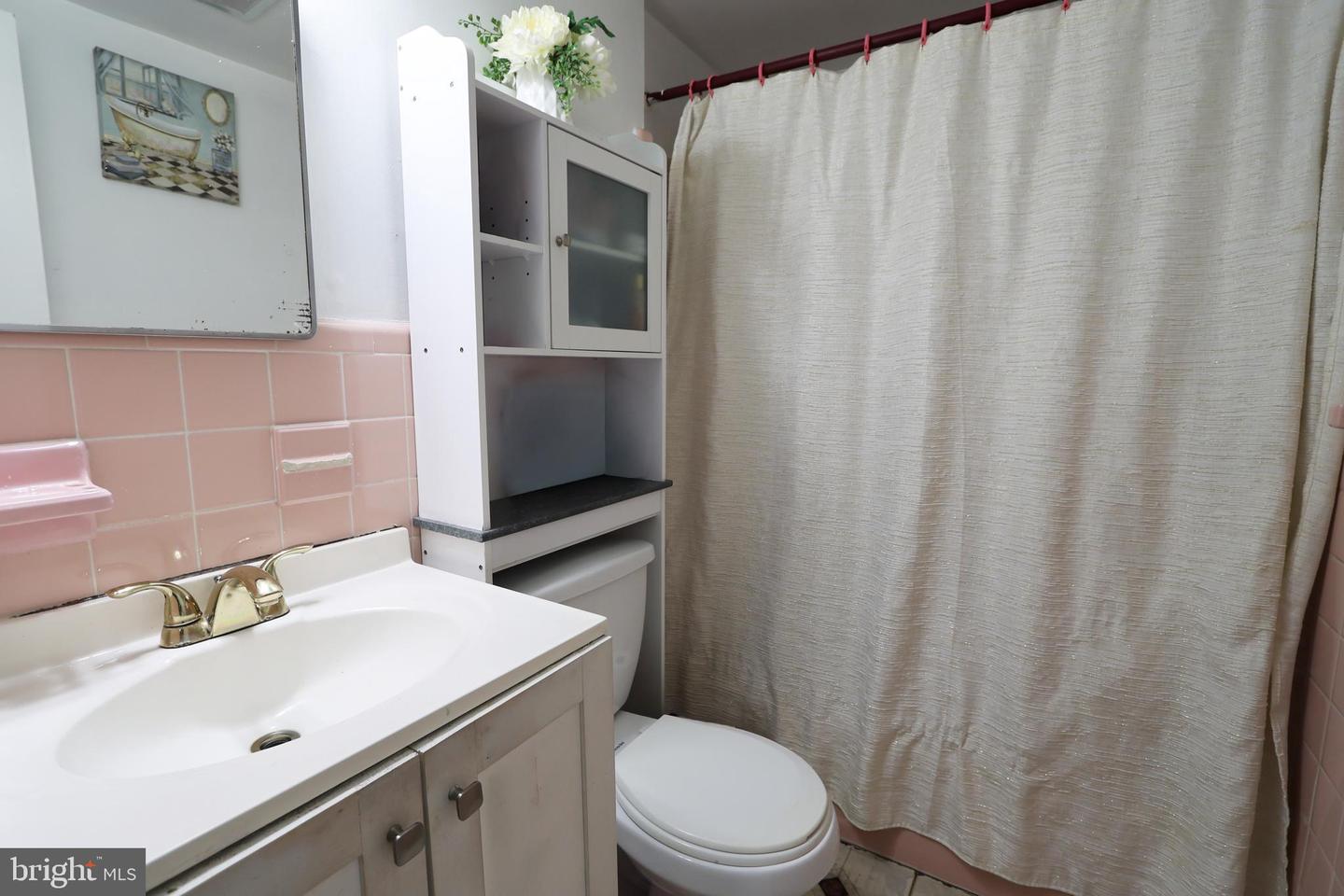 8424 RICHMOND HWY #90, ALEXANDRIA, Virginia 22309, 2 Bedrooms Bedrooms, ,1 BathroomBathrooms,Residential,For sale,8424 RICHMOND HWY #90,VAFX2260784 MLS # VAFX2260784