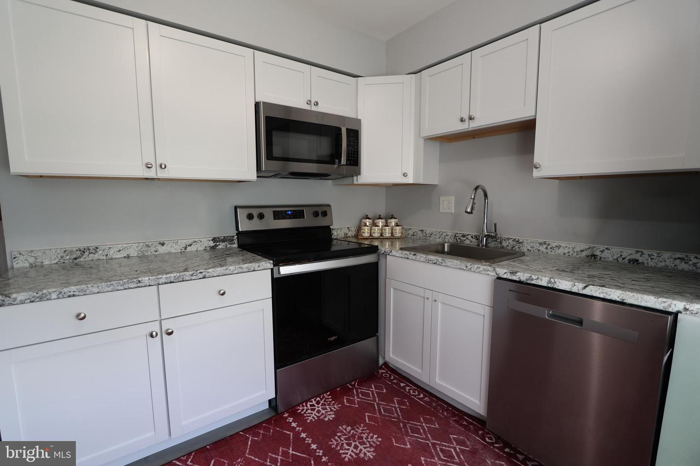 8424 RICHMOND HWY #90, ALEXANDRIA, Virginia 22309, 2 Bedrooms Bedrooms, ,1 BathroomBathrooms,Residential,For sale,8424 RICHMOND HWY #90,VAFX2260784 MLS # VAFX2260784