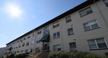 8424 RICHMOND HWY #90, ALEXANDRIA, Virginia 22309, 2 Bedrooms Bedrooms, ,1 BathroomBathrooms,Residential,For sale,8424 RICHMOND HWY #90,VAFX2260784 MLS # VAFX2260784