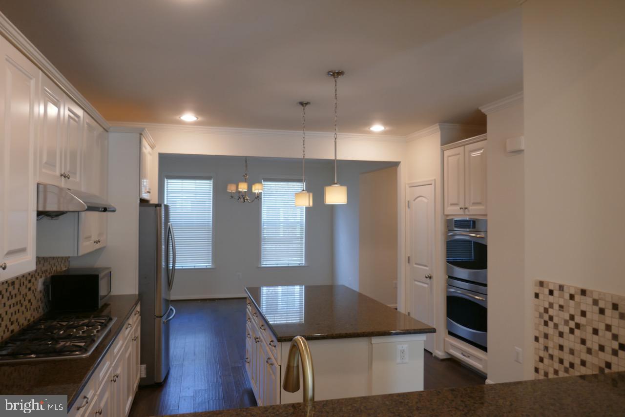 44132 PUMA SQ, CHANTILLY, Virginia 20152, 4 Bedrooms Bedrooms, ,3 BathroomsBathrooms,Residential,For sale,44132 PUMA SQ,VALO2104436 MLS # VALO2104436