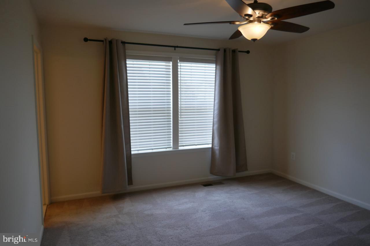 44132 PUMA SQ, CHANTILLY, Virginia 20152, 4 Bedrooms Bedrooms, ,3 BathroomsBathrooms,Residential,For sale,44132 PUMA SQ,VALO2104436 MLS # VALO2104436
