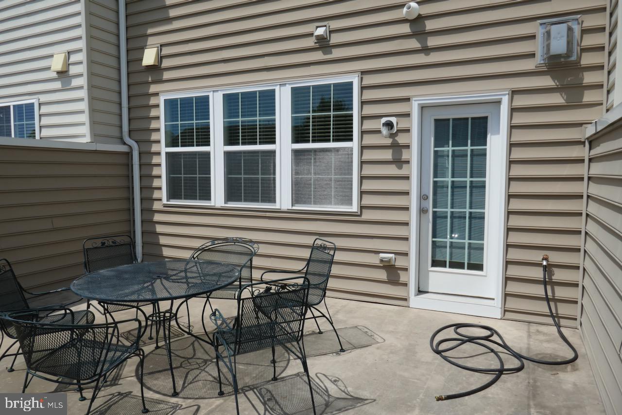 44132 PUMA SQ, CHANTILLY, Virginia 20152, 4 Bedrooms Bedrooms, ,3 BathroomsBathrooms,Residential,For sale,44132 PUMA SQ,VALO2104436 MLS # VALO2104436