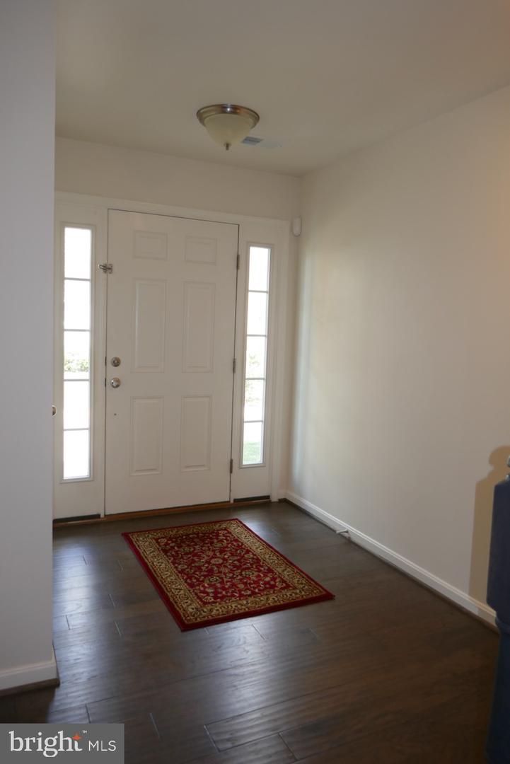 44132 PUMA SQ, CHANTILLY, Virginia 20152, 4 Bedrooms Bedrooms, ,3 BathroomsBathrooms,Residential,For sale,44132 PUMA SQ,VALO2104436 MLS # VALO2104436