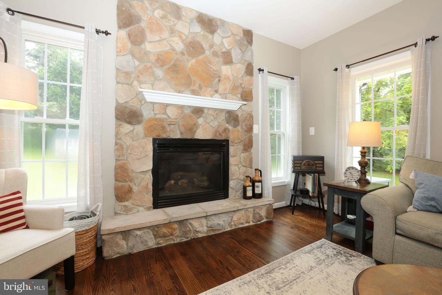 8404 ROGUES RD, WARRENTON, Virginia 20187, 3 Bedrooms Bedrooms, 13 Rooms Rooms,3 BathroomsBathrooms,Residential,For sale,8404 ROGUES RD,VAFQ2017908 MLS # VAFQ2017908