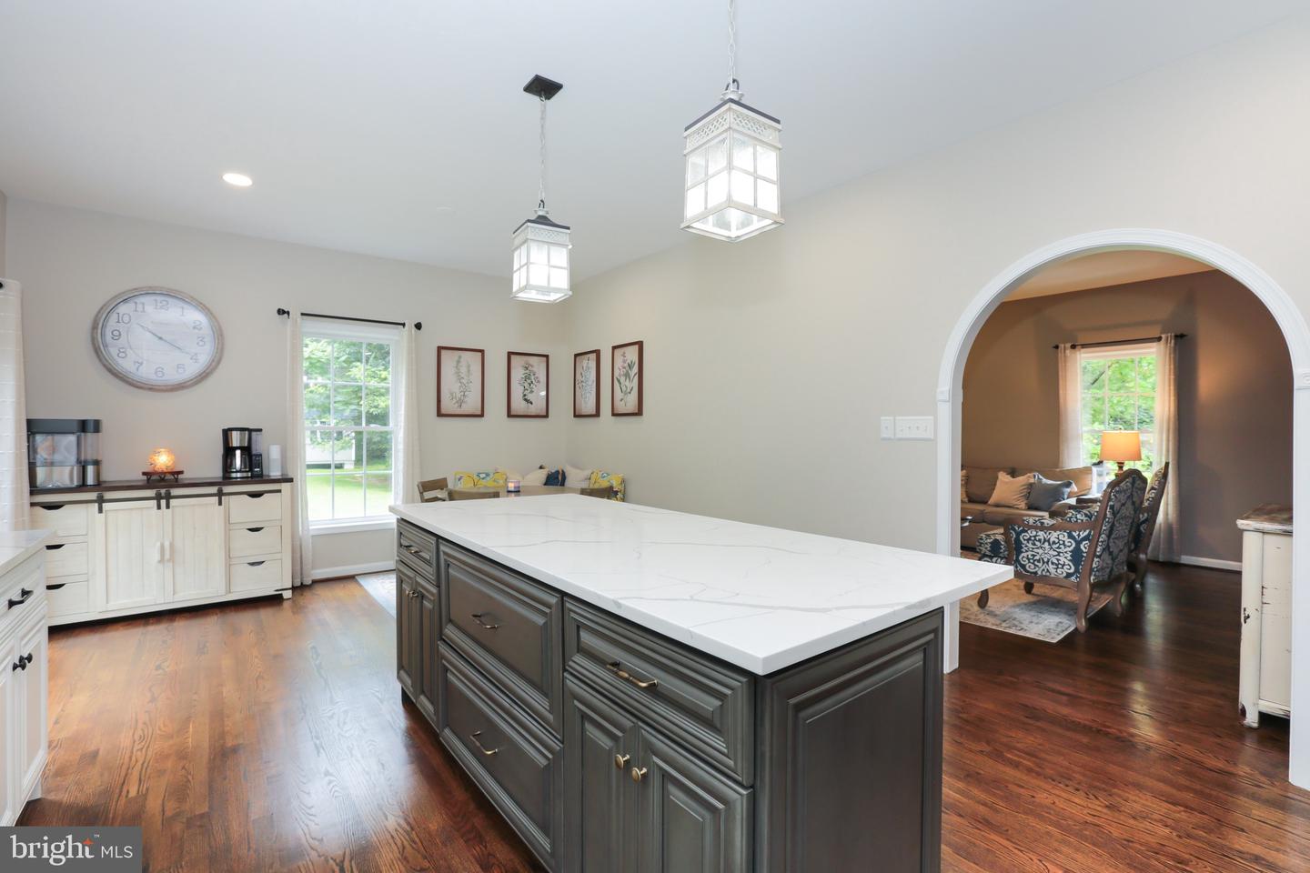 8404 ROGUES RD, WARRENTON, Virginia 20187, 3 Bedrooms Bedrooms, 13 Rooms Rooms,3 BathroomsBathrooms,Residential,For sale,8404 ROGUES RD,VAFQ2017908 MLS # VAFQ2017908