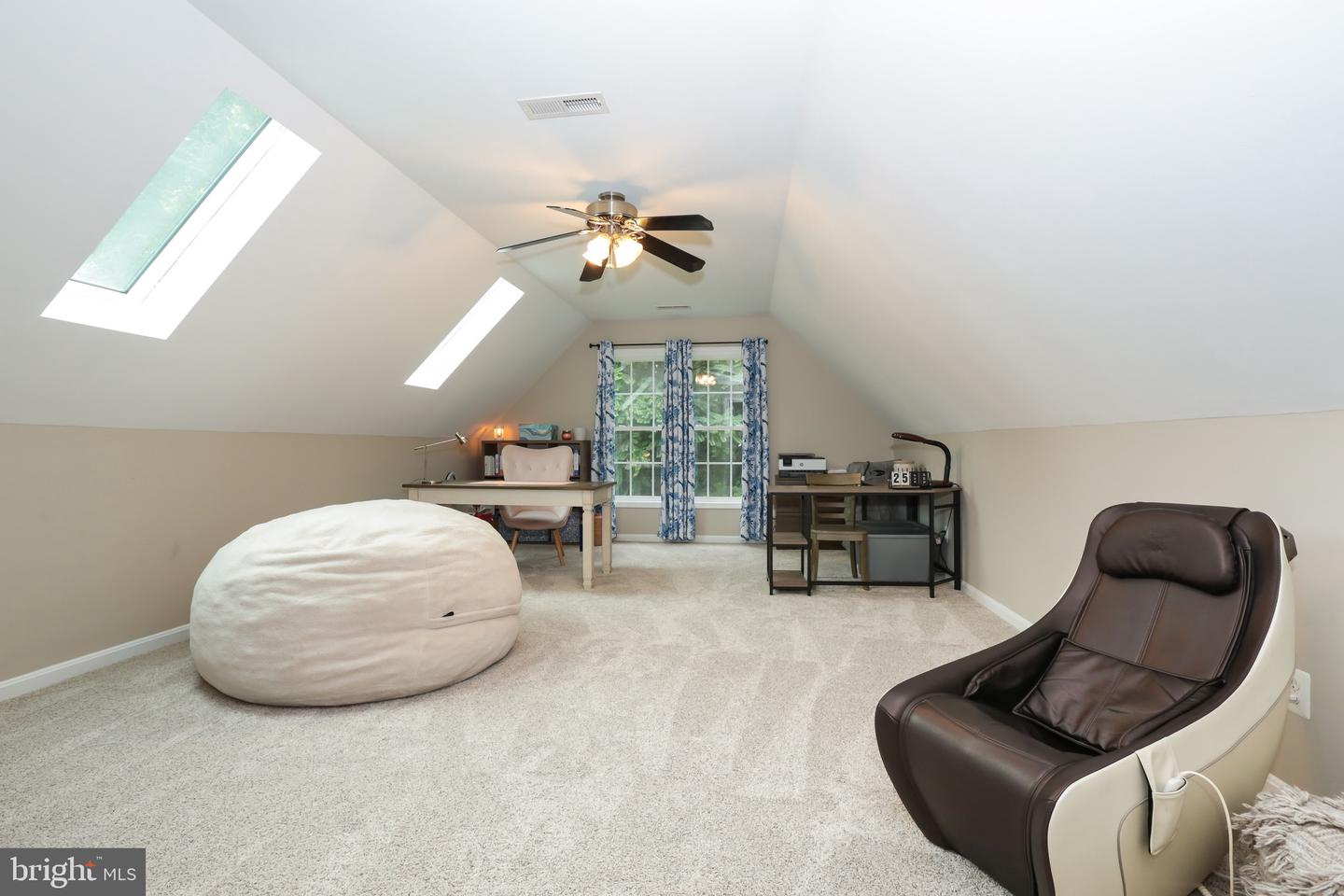 8404 ROGUES RD, WARRENTON, Virginia 20187, 3 Bedrooms Bedrooms, 13 Rooms Rooms,3 BathroomsBathrooms,Residential,For sale,8404 ROGUES RD,VAFQ2017908 MLS # VAFQ2017908