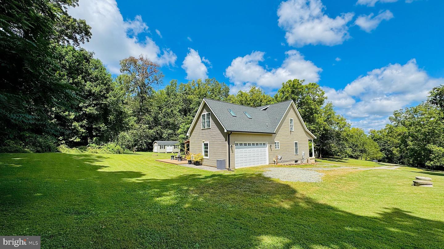 8404 ROGUES RD, WARRENTON, Virginia 20187, 3 Bedrooms Bedrooms, 13 Rooms Rooms,3 BathroomsBathrooms,Residential,For sale,8404 ROGUES RD,VAFQ2017908 MLS # VAFQ2017908
