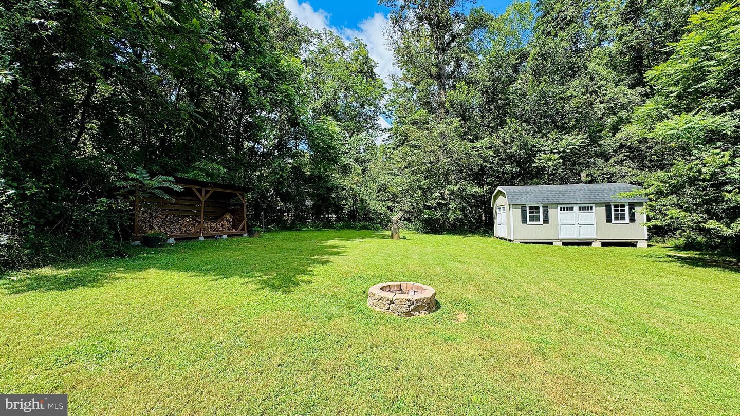8404 ROGUES RD, WARRENTON, Virginia 20187, 3 Bedrooms Bedrooms, 13 Rooms Rooms,3 BathroomsBathrooms,Residential,For sale,8404 ROGUES RD,VAFQ2017908 MLS # VAFQ2017908
