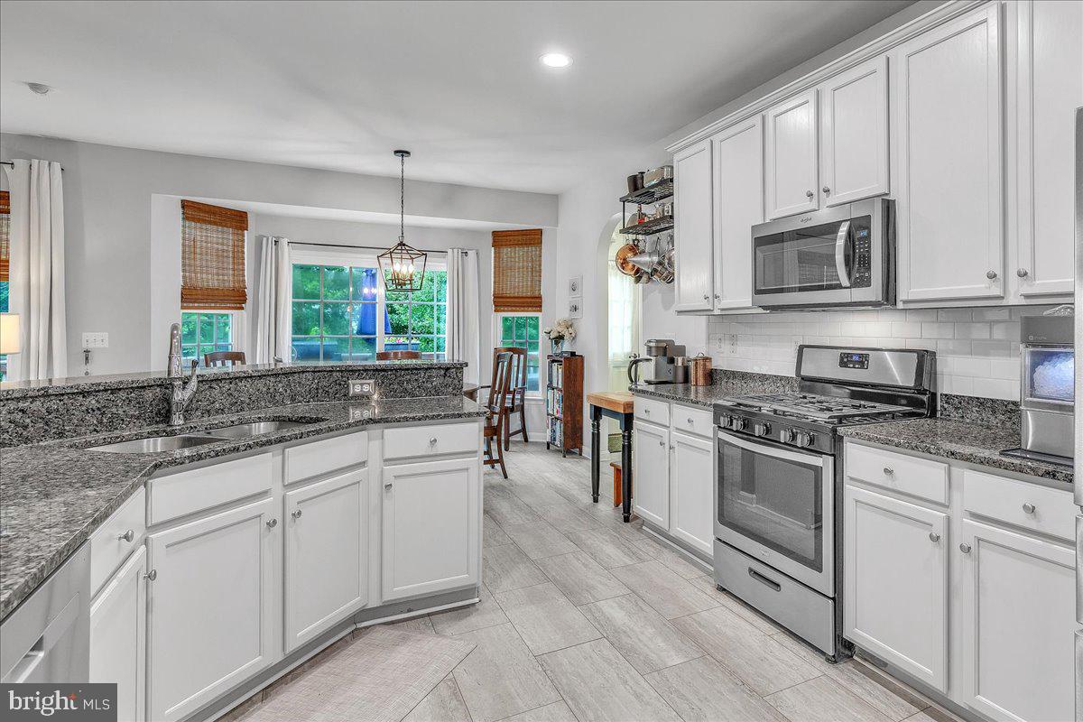 254 WHITWORTH DR, CULPEPER, Virginia 22701, 4 Bedrooms Bedrooms, ,3 BathroomsBathrooms,Residential,For sale,254 WHITWORTH DR,VACU2011254 MLS # VACU2011254