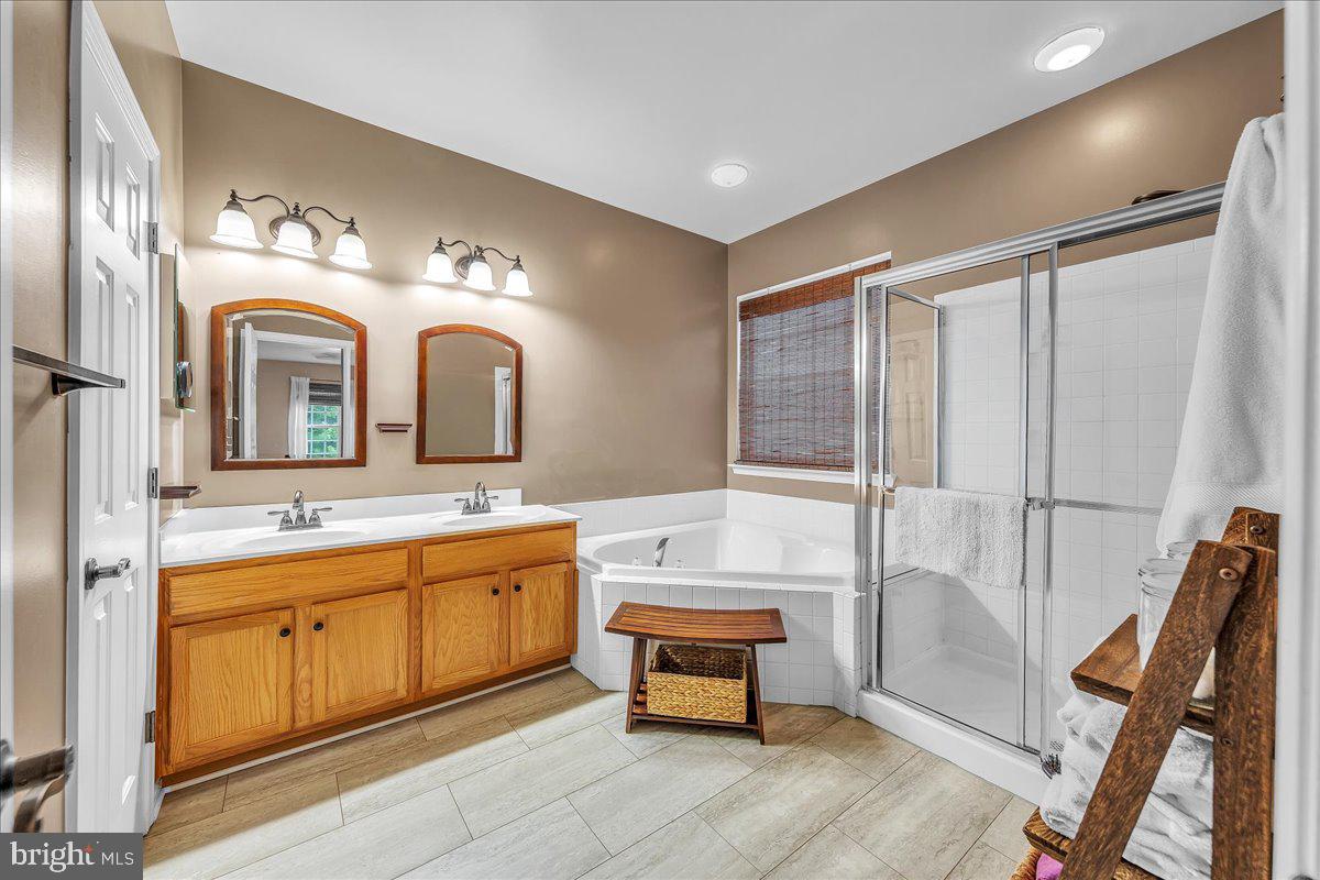 254 WHITWORTH DR, CULPEPER, Virginia 22701, 4 Bedrooms Bedrooms, ,3 BathroomsBathrooms,Residential,For sale,254 WHITWORTH DR,VACU2011254 MLS # VACU2011254