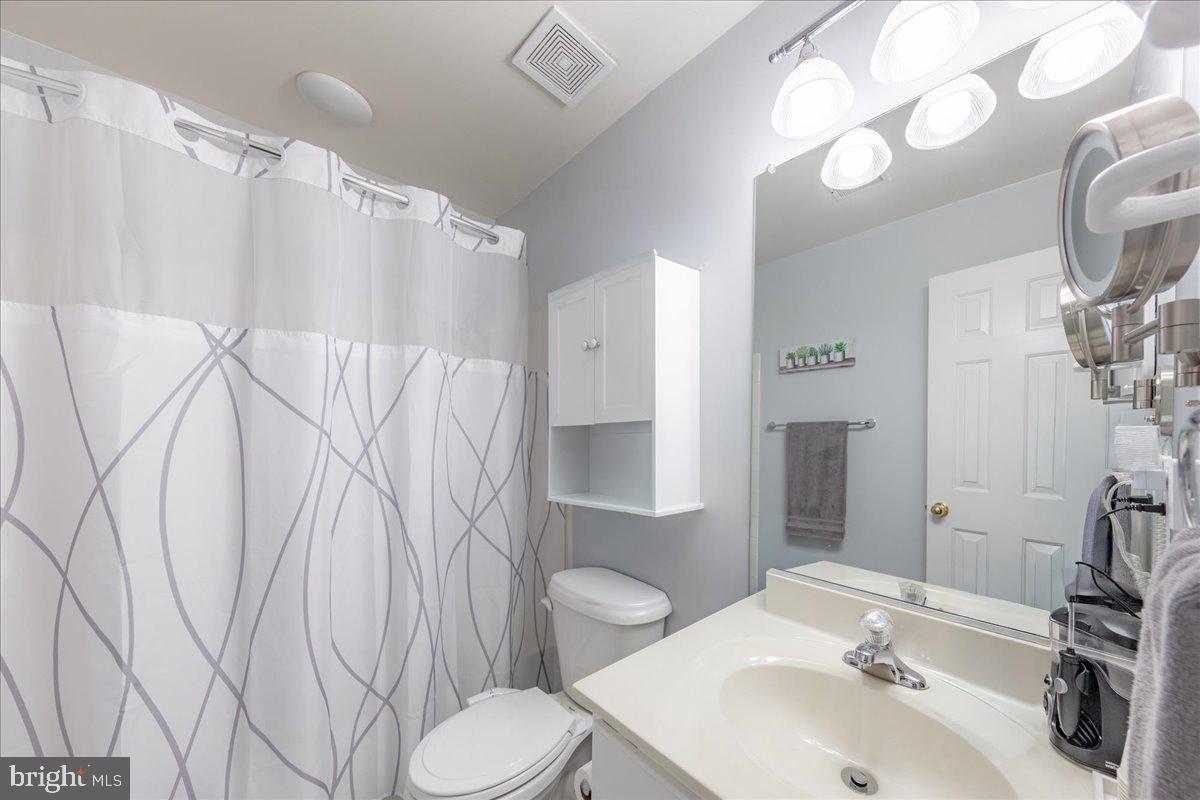 254 WHITWORTH DR, CULPEPER, Virginia 22701, 4 Bedrooms Bedrooms, ,3 BathroomsBathrooms,Residential,For sale,254 WHITWORTH DR,VACU2011254 MLS # VACU2011254