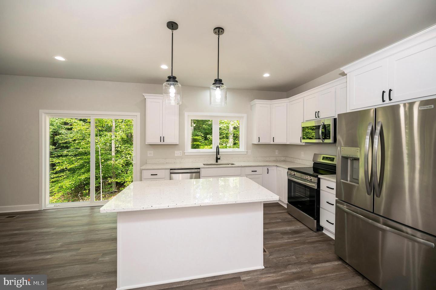 4 MACGREGOR RIDGE RD, STAFFORD, Virginia 22554, 4 Bedrooms Bedrooms, ,2 BathroomsBathrooms,Residential,For sale,4 MACGREGOR RIDGE RD,VAST2041788 MLS # VAST2041788