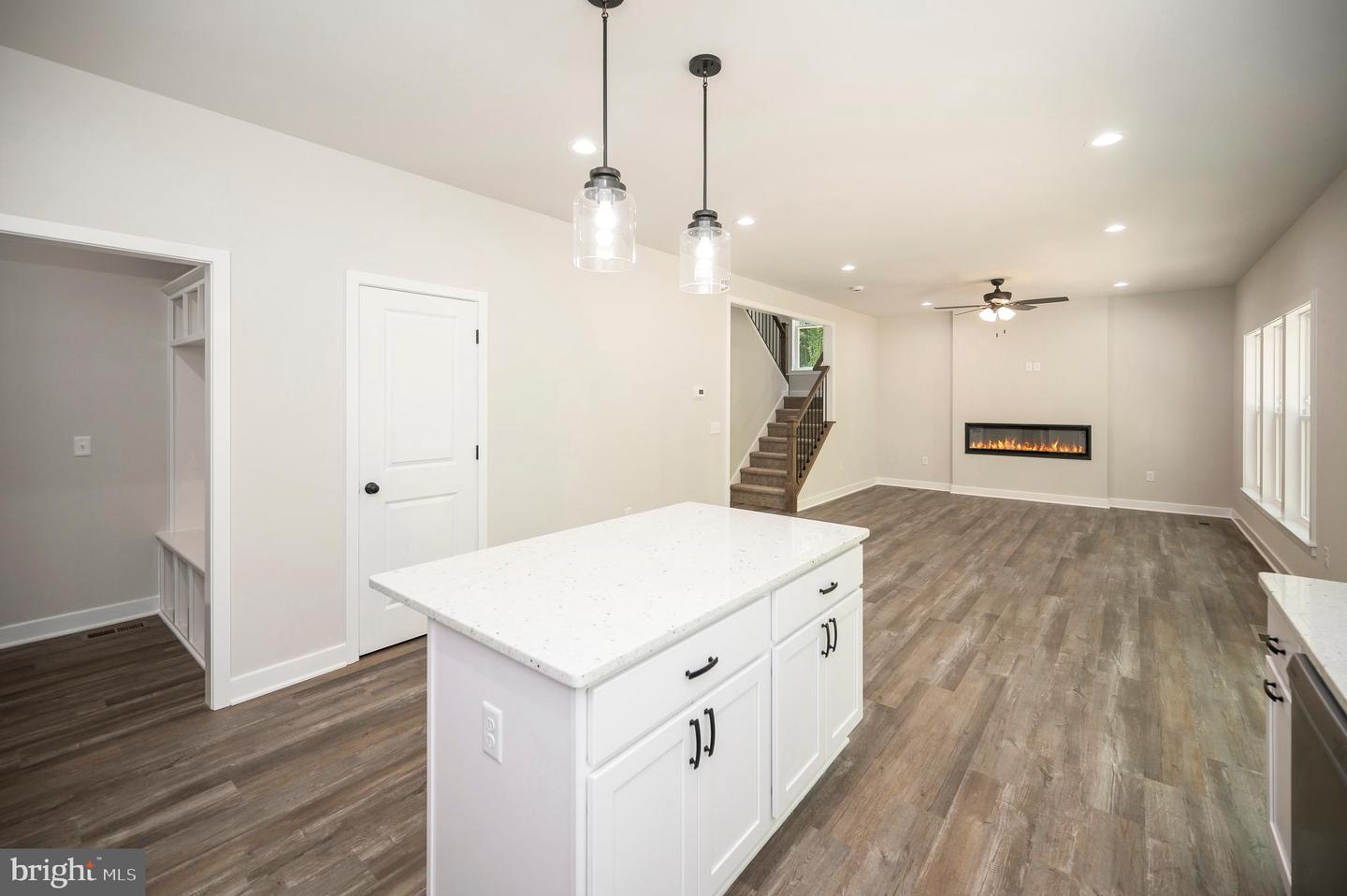 4 MACGREGOR RIDGE RD, STAFFORD, Virginia 22554, 4 Bedrooms Bedrooms, ,2 BathroomsBathrooms,Residential,For sale,4 MACGREGOR RIDGE RD,VAST2041788 MLS # VAST2041788