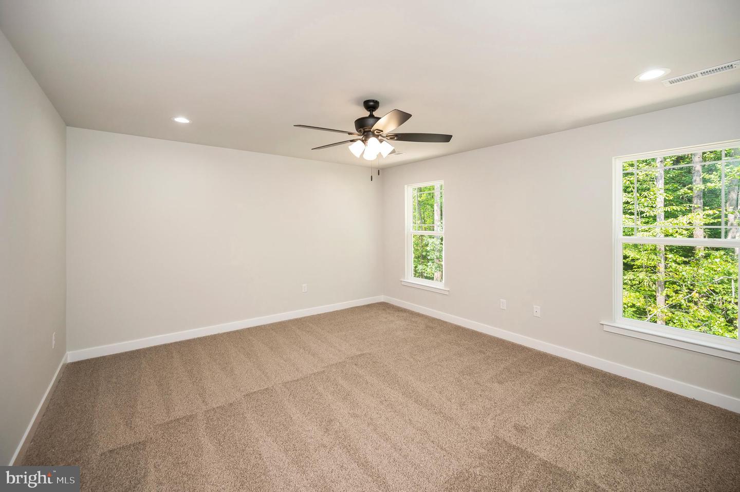4 MACGREGOR RIDGE RD, STAFFORD, Virginia 22554, 4 Bedrooms Bedrooms, ,2 BathroomsBathrooms,Residential,For sale,4 MACGREGOR RIDGE RD,VAST2041788 MLS # VAST2041788