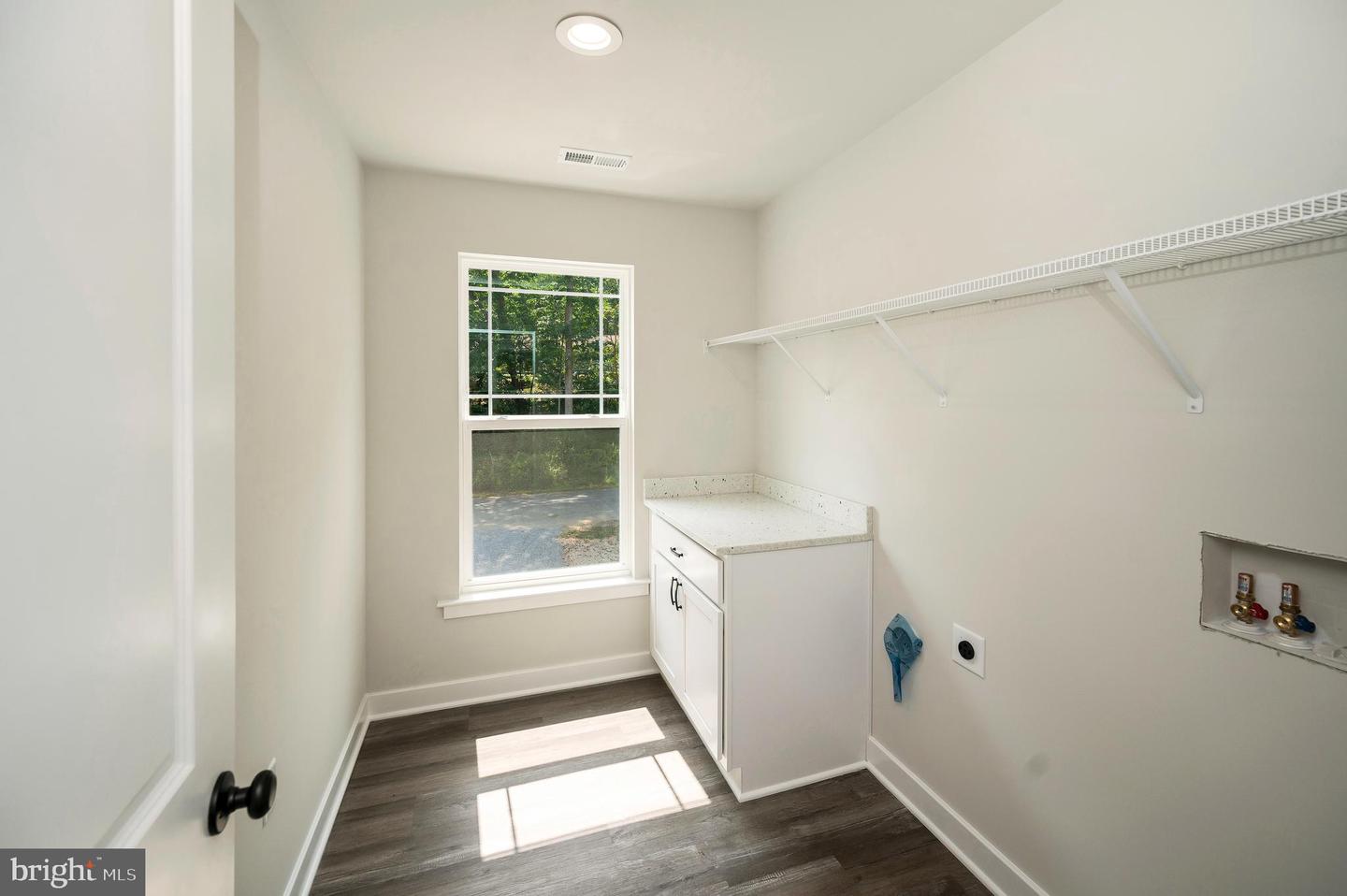 4 MACGREGOR RIDGE RD, STAFFORD, Virginia 22554, 4 Bedrooms Bedrooms, ,2 BathroomsBathrooms,Residential,For sale,4 MACGREGOR RIDGE RD,VAST2041788 MLS # VAST2041788