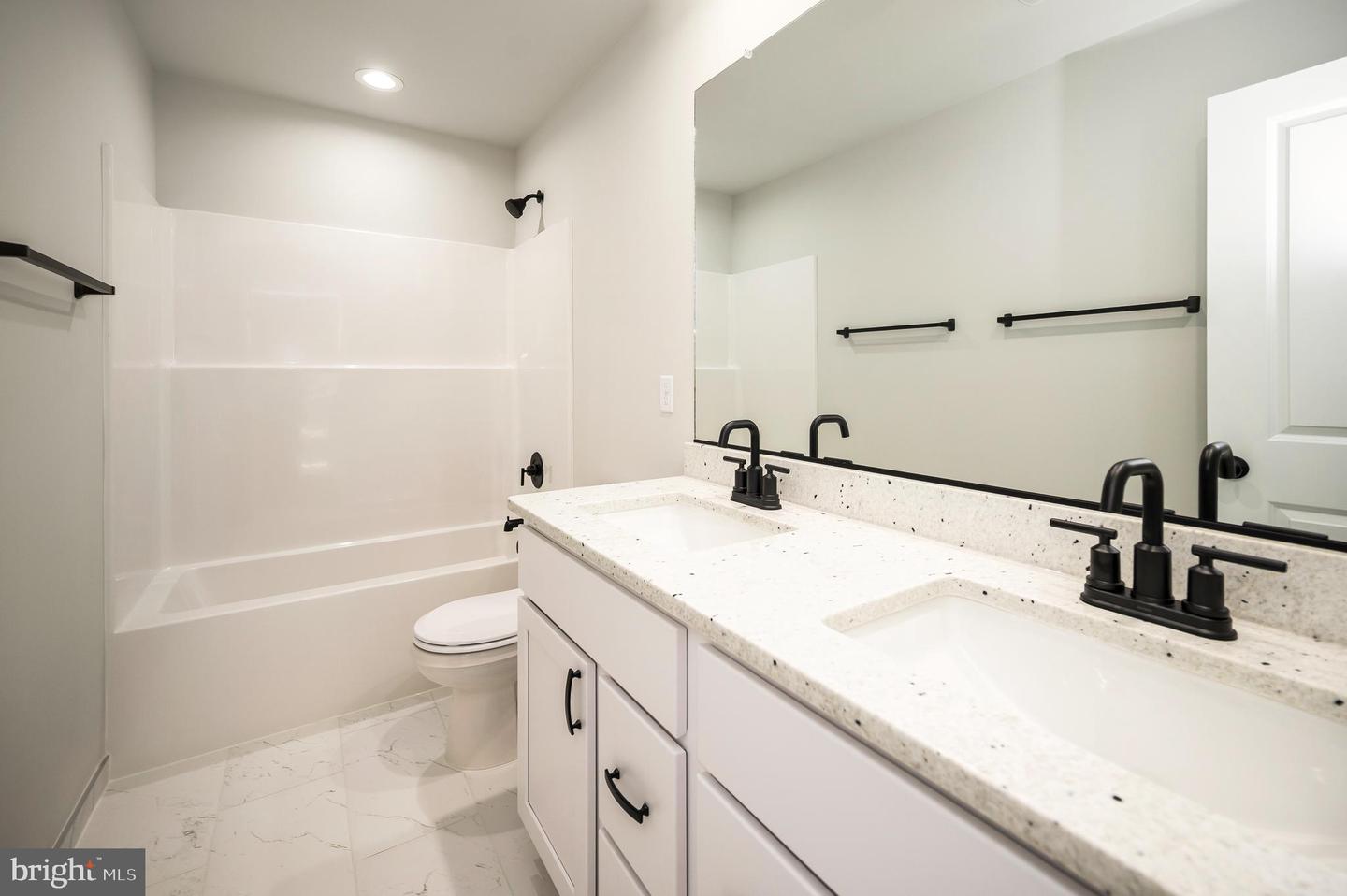 4 MACGREGOR RIDGE RD, STAFFORD, Virginia 22554, 4 Bedrooms Bedrooms, ,2 BathroomsBathrooms,Residential,For sale,4 MACGREGOR RIDGE RD,VAST2041788 MLS # VAST2041788