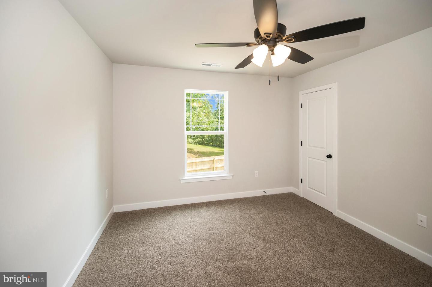 4 MACGREGOR RIDGE RD, STAFFORD, Virginia 22554, 4 Bedrooms Bedrooms, ,2 BathroomsBathrooms,Residential,For sale,4 MACGREGOR RIDGE RD,VAST2041788 MLS # VAST2041788