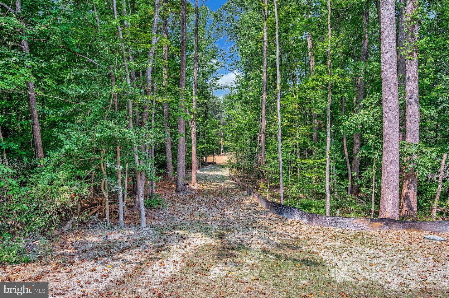 4 MACGREGOR RIDGE RD, STAFFORD, Virginia 22554, 4 Bedrooms Bedrooms, ,2 BathroomsBathrooms,Residential,For sale,4 MACGREGOR RIDGE RD,VAST2041788 MLS # VAST2041788