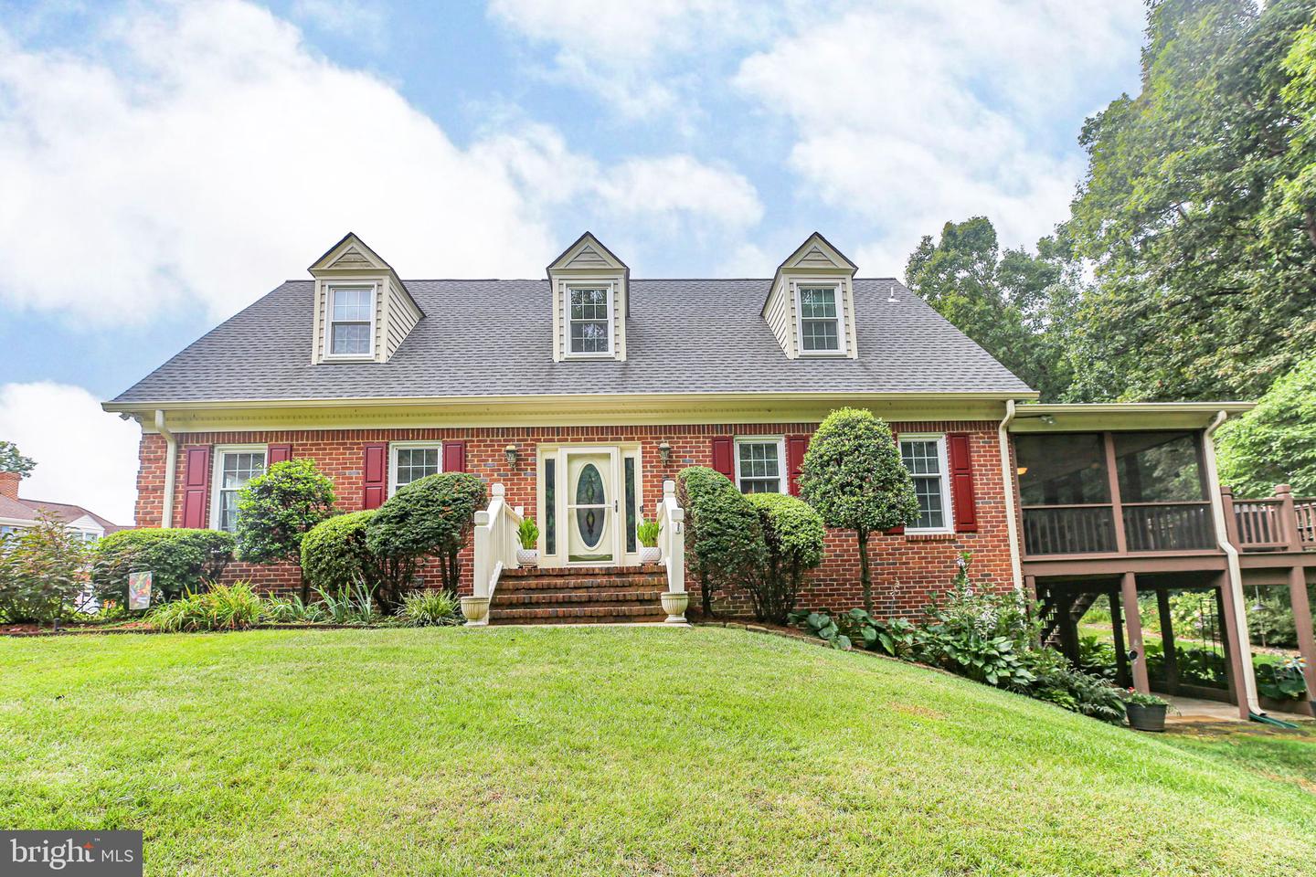 9916 ALTAMONT CIR, FREDERICKSBURG, Virginia 22408, 4 Bedrooms Bedrooms, ,4 BathroomsBathrooms,Residential,For sale,9916 ALTAMONT CIR,VASP2035414 MLS # VASP2035414