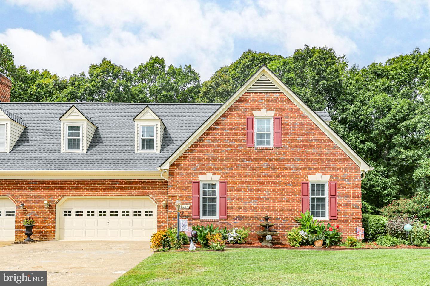 9916 ALTAMONT CIR, FREDERICKSBURG, Virginia 22408, 4 Bedrooms Bedrooms, ,4 BathroomsBathrooms,Residential,For sale,9916 ALTAMONT CIR,VASP2035414 MLS # VASP2035414
