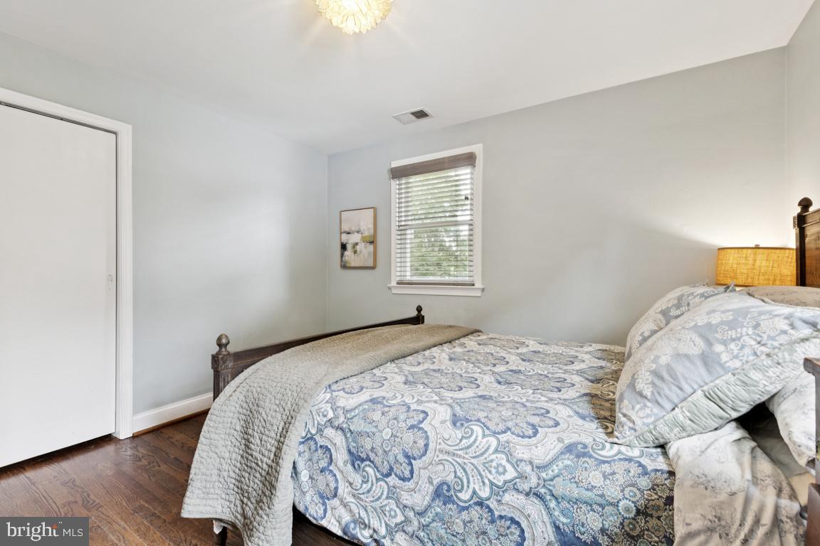 10319 CLEVELAND ST, FAIRFAX, Virginia 22030, 3 Bedrooms Bedrooms, ,2 BathroomsBathrooms,Residential,For sale,10319 CLEVELAND ST,VAFC2006780 MLS # VAFC2006780