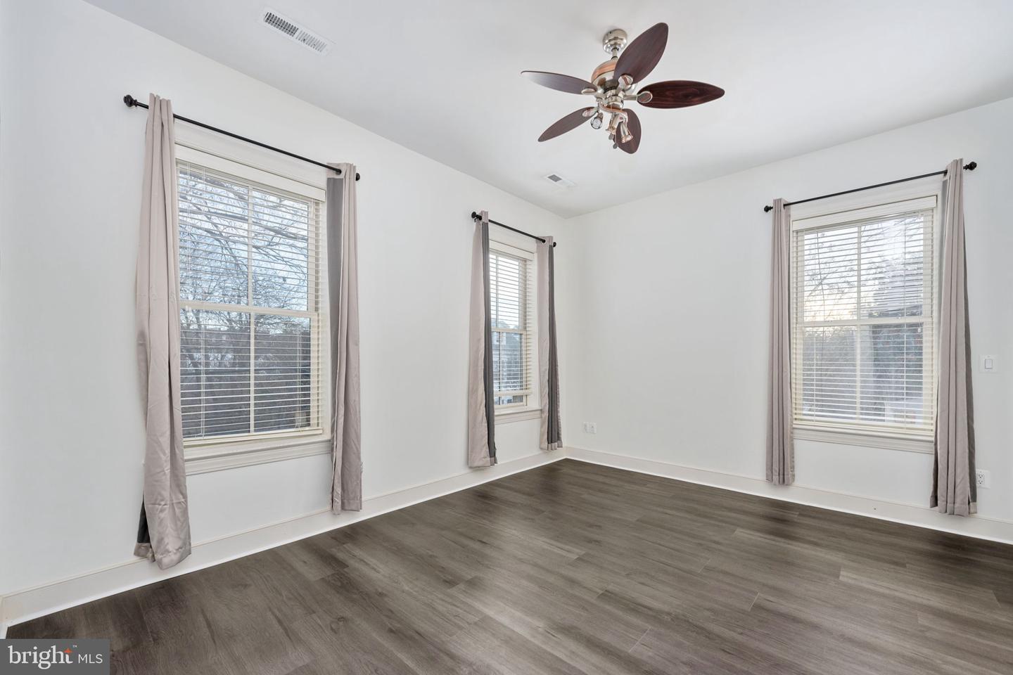 1200 PRINCE EDWARD ST, FREDERICKSBURG, Virginia 22401, 6 Bedrooms Bedrooms, ,4 BathroomsBathrooms,Residential,For sale,1200 PRINCE EDWARD ST,VAFB2008760 MLS # VAFB2008760