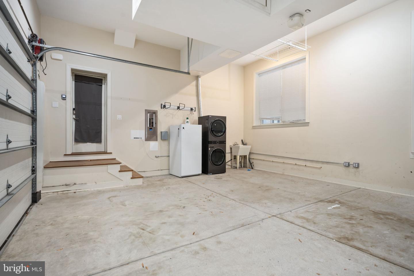 1200 PRINCE EDWARD ST, FREDERICKSBURG, Virginia 22401, 6 Bedrooms Bedrooms, ,4 BathroomsBathrooms,Residential,For sale,1200 PRINCE EDWARD ST,VAFB2008760 MLS # VAFB2008760