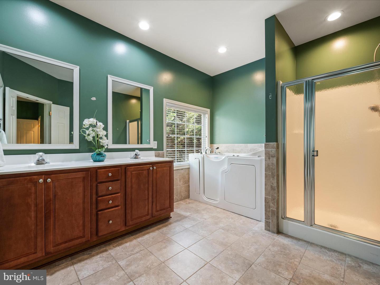 108 KINROSS DR, WINCHESTER, Virginia 22602, 4 Bedrooms Bedrooms, ,2 BathroomsBathrooms,Residential,For sale,108 KINROSS DR,VAFV2036060 MLS # VAFV2036060