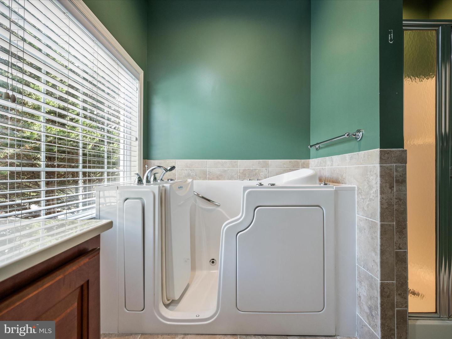 108 KINROSS DR, WINCHESTER, Virginia 22602, 4 Bedrooms Bedrooms, ,2 BathroomsBathrooms,Residential,For sale,108 KINROSS DR,VAFV2036060 MLS # VAFV2036060