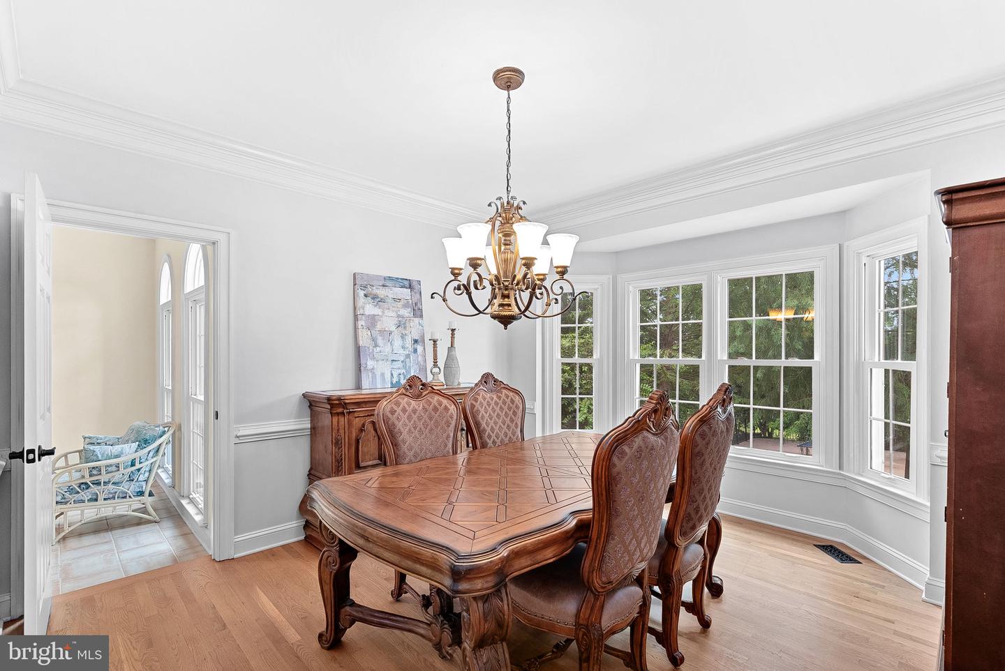 15700 TRAPSHIRE CT, WATERFORD, Virginia 20197, 5 Bedrooms Bedrooms, ,3 BathroomsBathrooms,Residential,For sale,15700 TRAPSHIRE CT,VALO2104380 MLS # VALO2104380