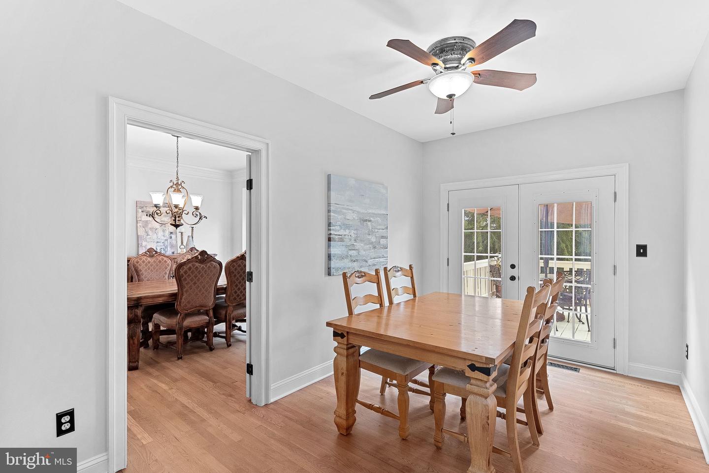 15700 TRAPSHIRE CT, WATERFORD, Virginia 20197, 5 Bedrooms Bedrooms, ,3 BathroomsBathrooms,Residential,For sale,15700 TRAPSHIRE CT,VALO2104380 MLS # VALO2104380