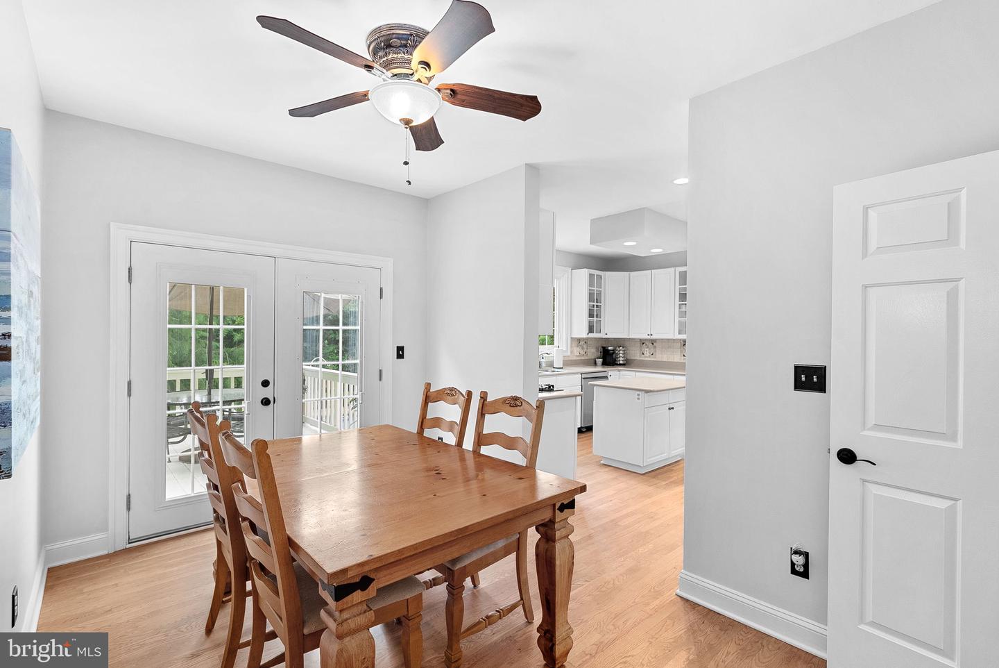 15700 TRAPSHIRE CT, WATERFORD, Virginia 20197, 5 Bedrooms Bedrooms, ,3 BathroomsBathrooms,Residential,For sale,15700 TRAPSHIRE CT,VALO2104380 MLS # VALO2104380