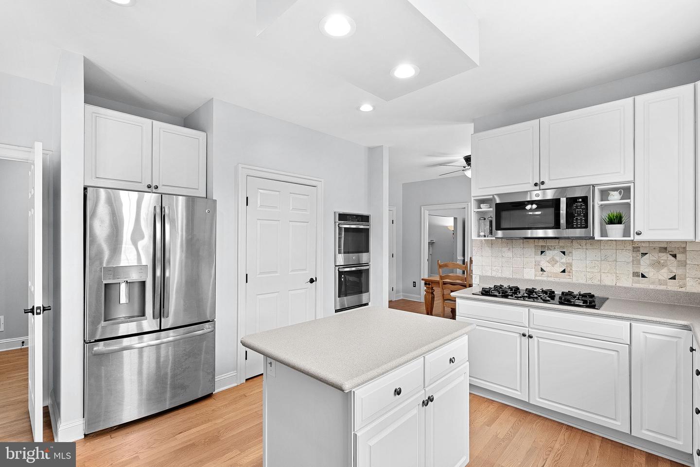 15700 TRAPSHIRE CT, WATERFORD, Virginia 20197, 5 Bedrooms Bedrooms, ,3 BathroomsBathrooms,Residential,For sale,15700 TRAPSHIRE CT,VALO2104380 MLS # VALO2104380