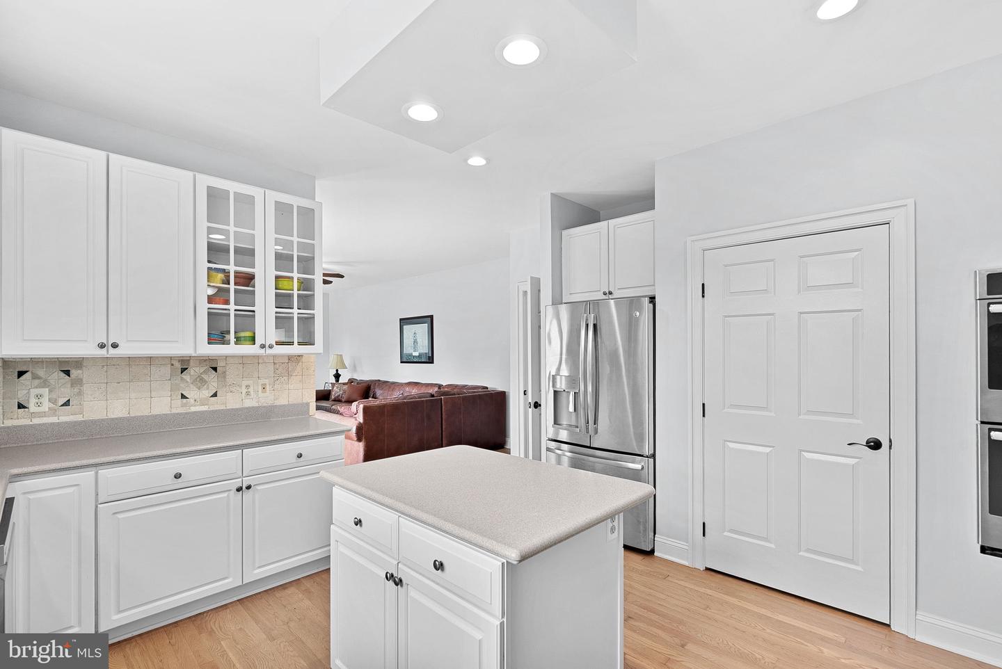15700 TRAPSHIRE CT, WATERFORD, Virginia 20197, 5 Bedrooms Bedrooms, ,3 BathroomsBathrooms,Residential,For sale,15700 TRAPSHIRE CT,VALO2104380 MLS # VALO2104380