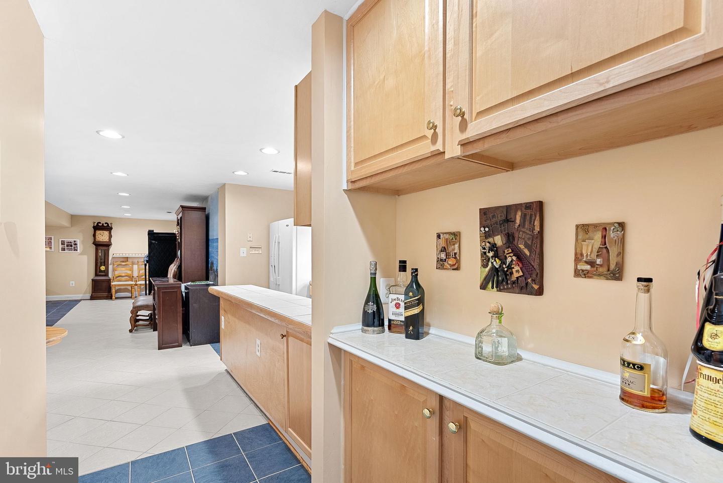 15700 TRAPSHIRE CT, WATERFORD, Virginia 20197, 5 Bedrooms Bedrooms, ,3 BathroomsBathrooms,Residential,For sale,15700 TRAPSHIRE CT,VALO2104380 MLS # VALO2104380