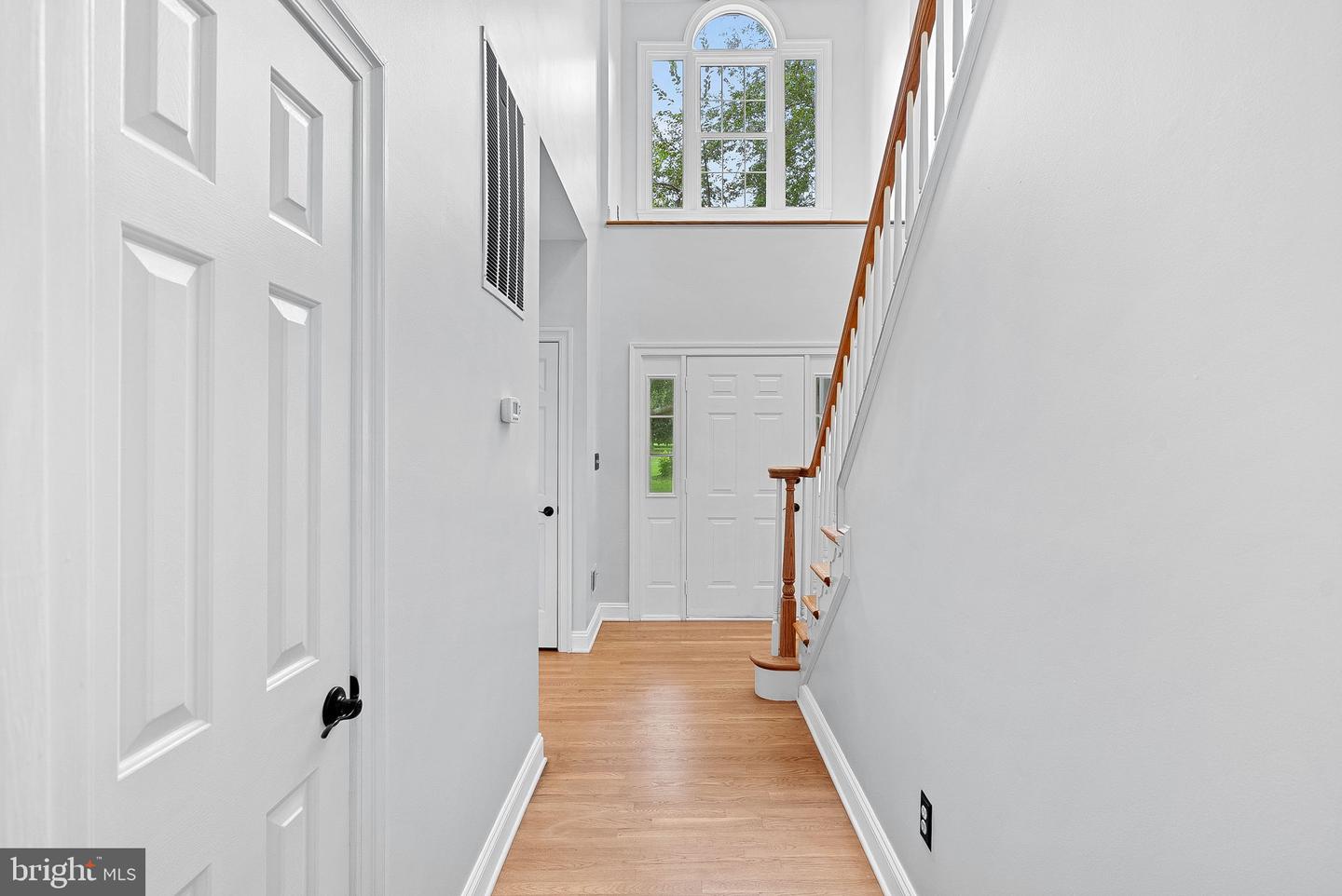 15700 TRAPSHIRE CT, WATERFORD, Virginia 20197, 5 Bedrooms Bedrooms, ,3 BathroomsBathrooms,Residential,For sale,15700 TRAPSHIRE CT,VALO2104380 MLS # VALO2104380