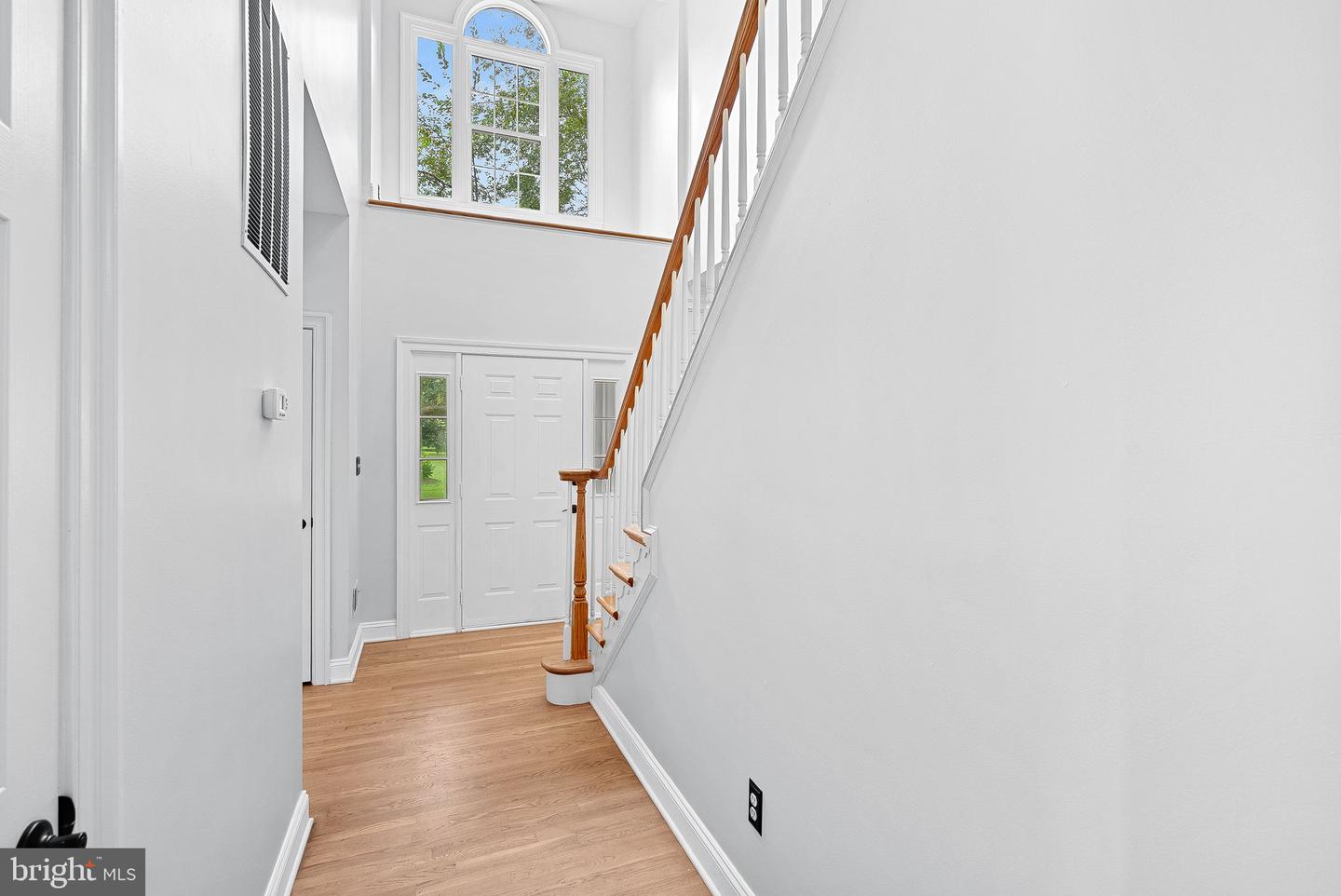 15700 TRAPSHIRE CT, WATERFORD, Virginia 20197, 5 Bedrooms Bedrooms, ,3 BathroomsBathrooms,Residential,For sale,15700 TRAPSHIRE CT,VALO2104380 MLS # VALO2104380