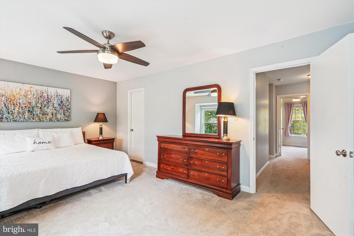 7852 NEWPORT GLEN PASS, ANNANDALE, Virginia 22003, 4 Bedrooms Bedrooms, ,3 BathroomsBathrooms,Residential,For sale,7852 NEWPORT GLEN PASS,VAFX2260746 MLS # VAFX2260746