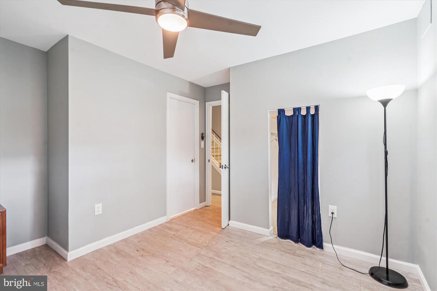 7852 NEWPORT GLEN PASS, ANNANDALE, Virginia 22003, 4 Bedrooms Bedrooms, ,3 BathroomsBathrooms,Residential,For sale,7852 NEWPORT GLEN PASS,VAFX2260746 MLS # VAFX2260746