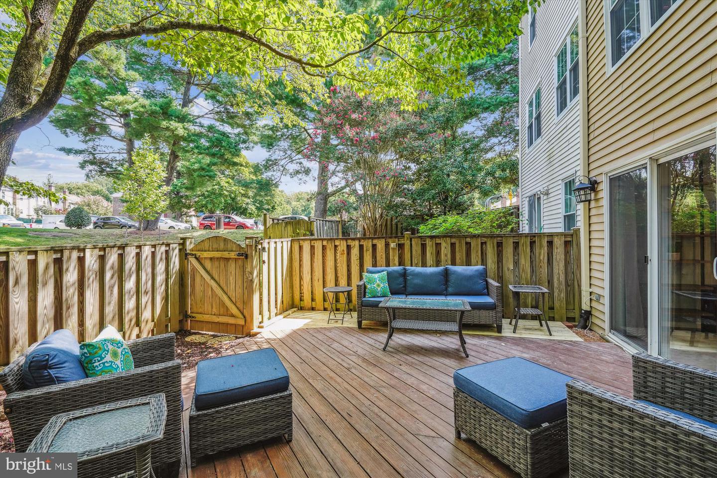 7852 NEWPORT GLEN PASS, ANNANDALE, Virginia 22003, 4 Bedrooms Bedrooms, ,3 BathroomsBathrooms,Residential,For sale,7852 NEWPORT GLEN PASS,VAFX2260746 MLS # VAFX2260746