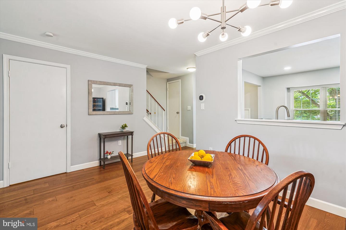 7852 NEWPORT GLEN PASS, ANNANDALE, Virginia 22003, 4 Bedrooms Bedrooms, ,3 BathroomsBathrooms,Residential,For sale,7852 NEWPORT GLEN PASS,VAFX2260746 MLS # VAFX2260746