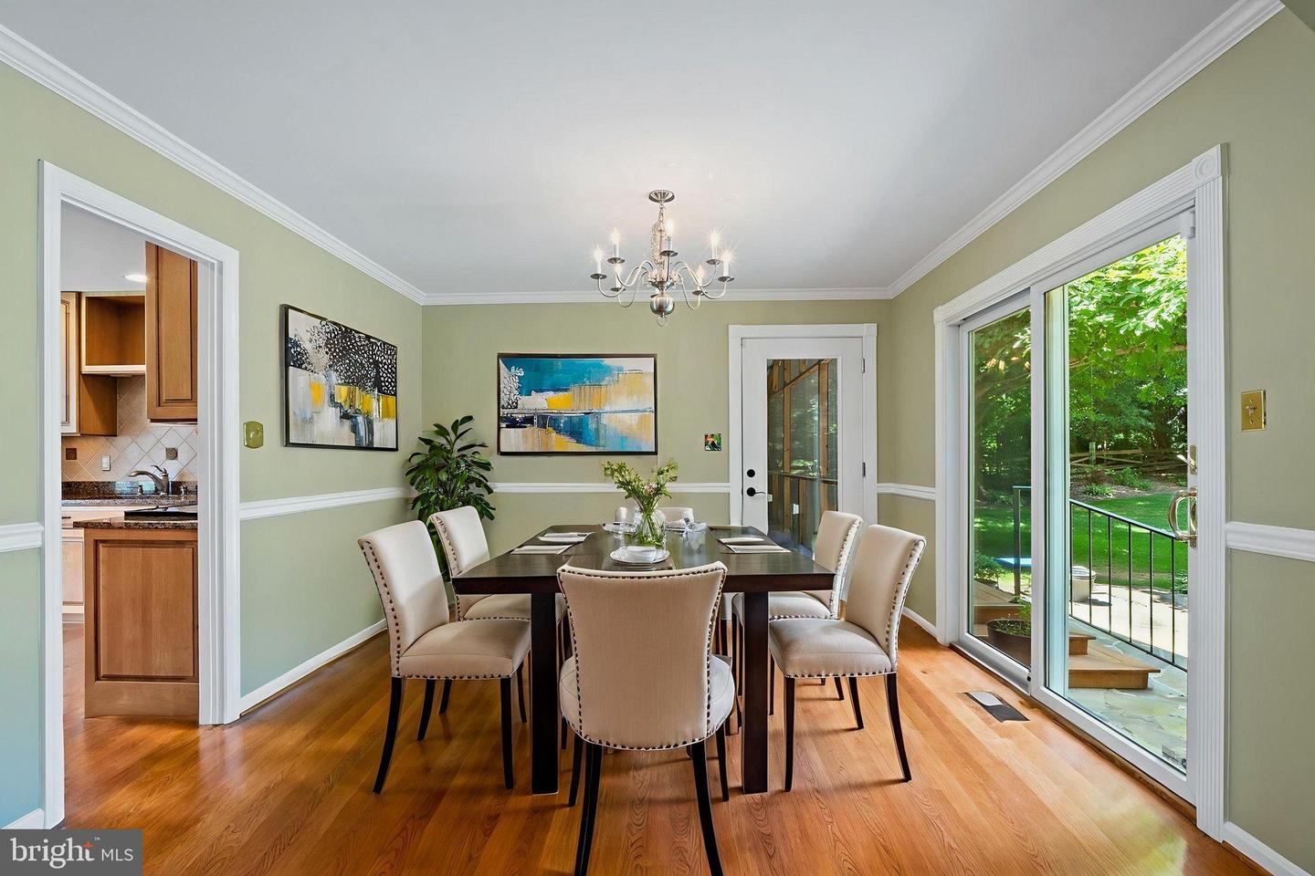 5265 OFALY RD, FAIRFAX, Virginia 22030, 4 Bedrooms Bedrooms, 18 Rooms Rooms,2 BathroomsBathrooms,Residential,For sale,5265 OFALY RD,VAFX2260756 MLS # VAFX2260756