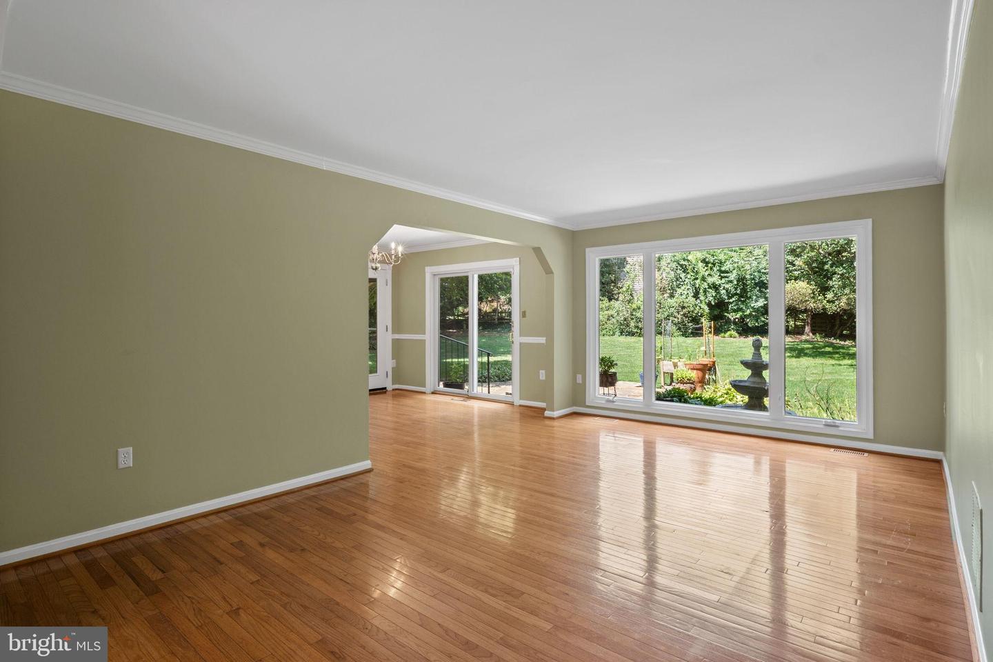 5265 OFALY RD, FAIRFAX, Virginia 22030, 4 Bedrooms Bedrooms, 18 Rooms Rooms,2 BathroomsBathrooms,Residential,For sale,5265 OFALY RD,VAFX2260756 MLS # VAFX2260756
