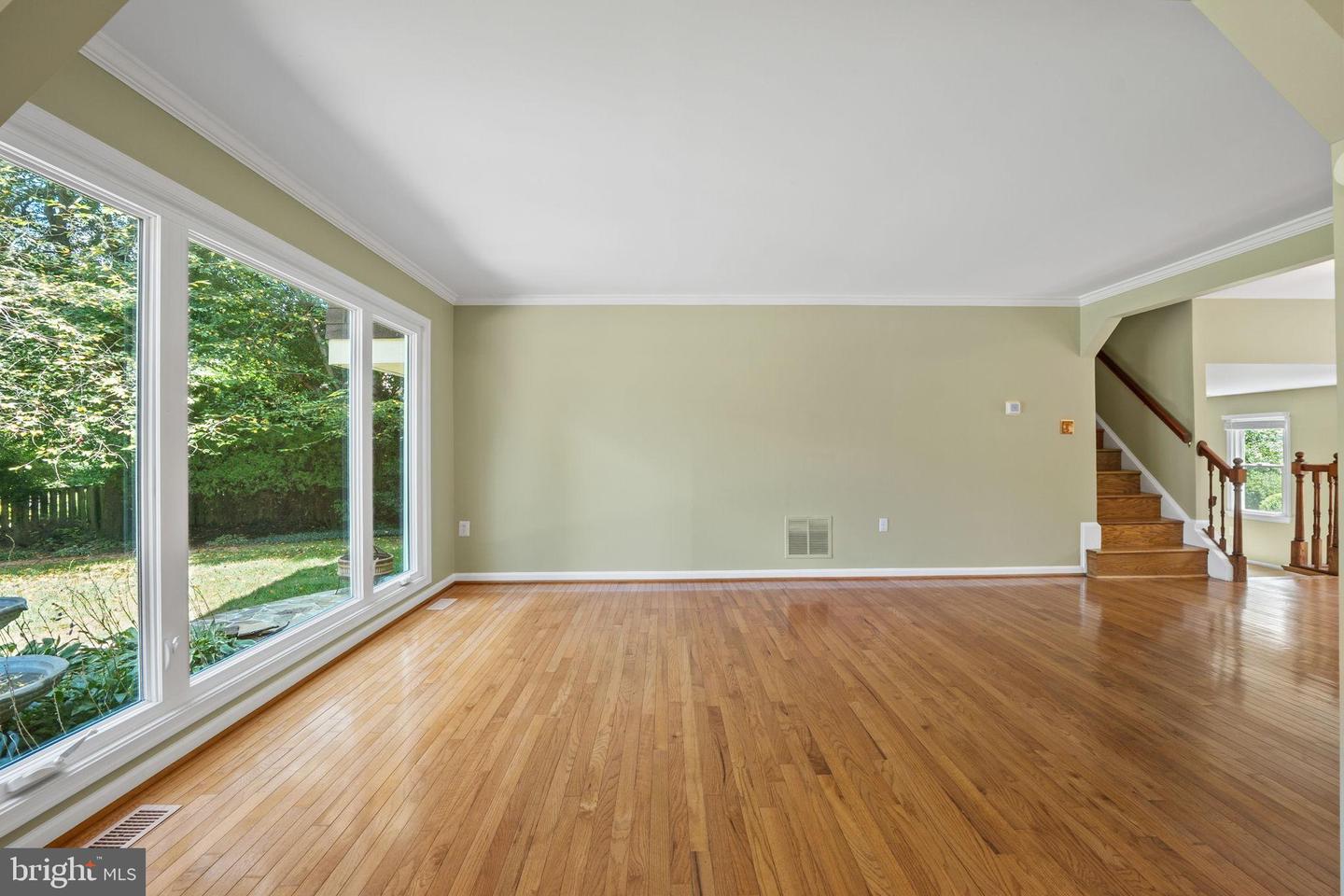 5265 OFALY RD, FAIRFAX, Virginia 22030, 4 Bedrooms Bedrooms, 18 Rooms Rooms,2 BathroomsBathrooms,Residential,For sale,5265 OFALY RD,VAFX2260756 MLS # VAFX2260756