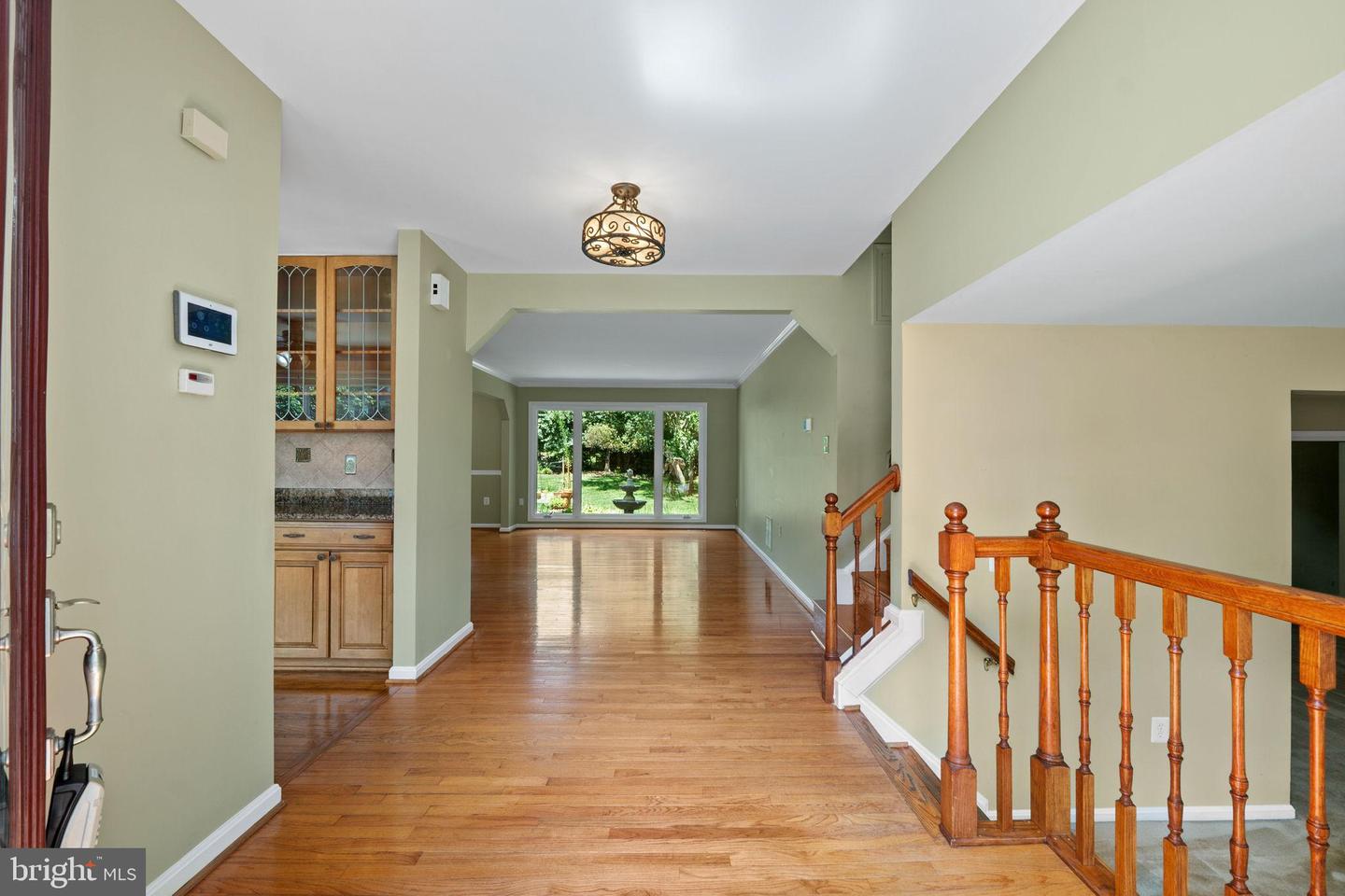 5265 OFALY RD, FAIRFAX, Virginia 22030, 4 Bedrooms Bedrooms, 18 Rooms Rooms,2 BathroomsBathrooms,Residential,For sale,5265 OFALY RD,VAFX2260756 MLS # VAFX2260756