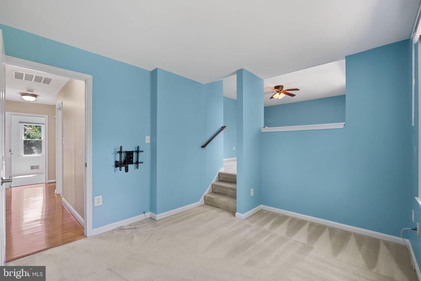 5265 OFALY RD, FAIRFAX, Virginia 22030, 4 Bedrooms Bedrooms, 18 Rooms Rooms,2 BathroomsBathrooms,Residential,For sale,5265 OFALY RD,VAFX2260756 MLS # VAFX2260756