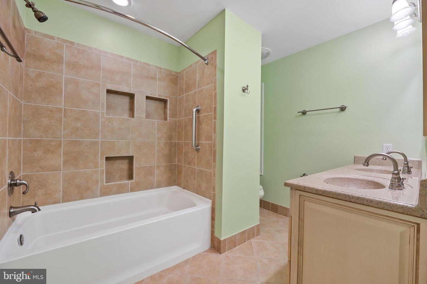 5265 OFALY RD, FAIRFAX, Virginia 22030, 4 Bedrooms Bedrooms, 18 Rooms Rooms,2 BathroomsBathrooms,Residential,For sale,5265 OFALY RD,VAFX2260756 MLS # VAFX2260756