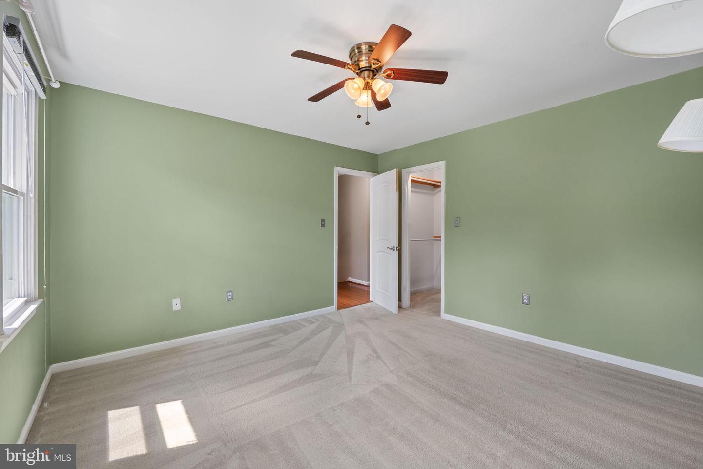 5265 OFALY RD, FAIRFAX, Virginia 22030, 4 Bedrooms Bedrooms, 18 Rooms Rooms,2 BathroomsBathrooms,Residential,For sale,5265 OFALY RD,VAFX2260756 MLS # VAFX2260756