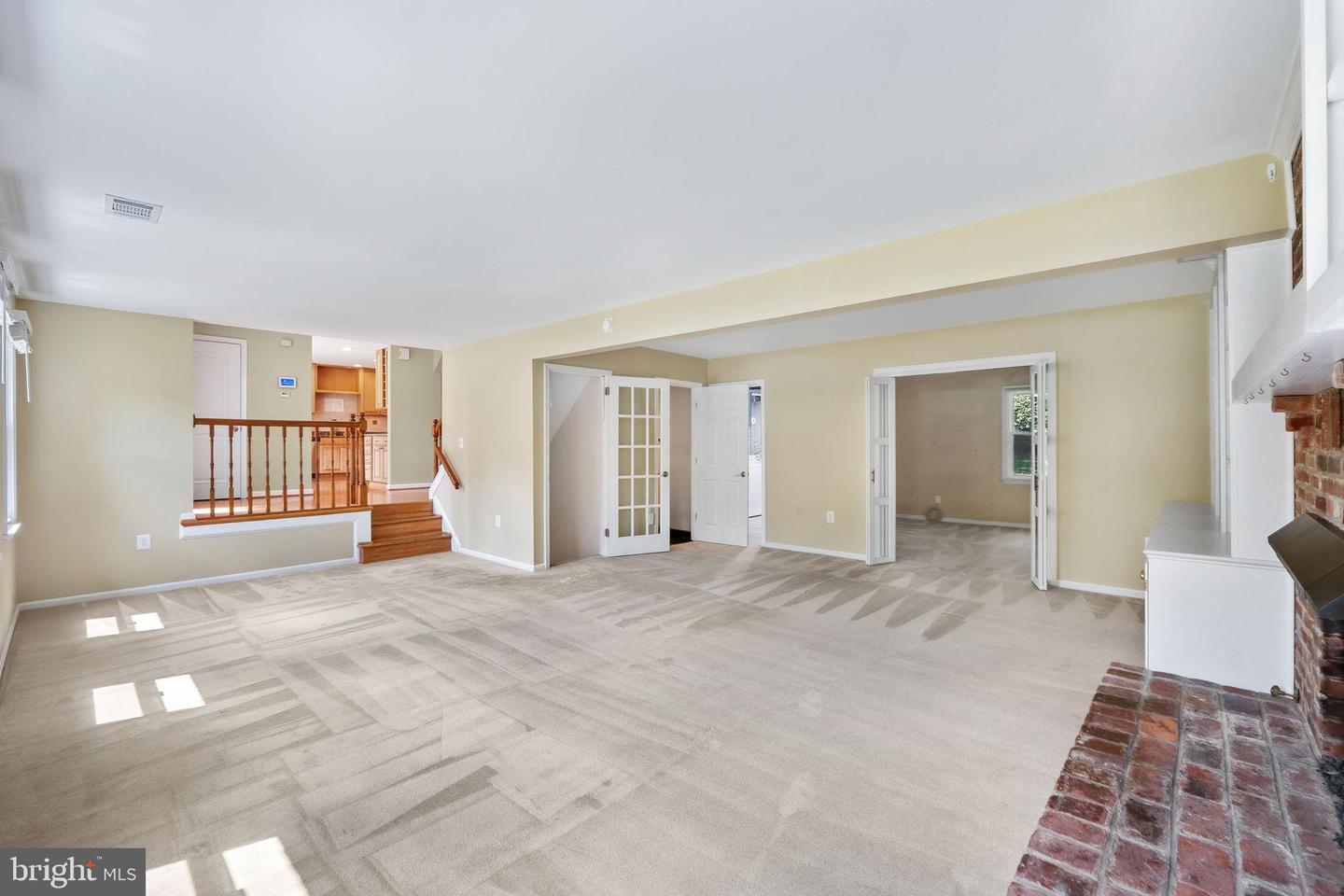 5265 OFALY RD, FAIRFAX, Virginia 22030, 4 Bedrooms Bedrooms, 18 Rooms Rooms,2 BathroomsBathrooms,Residential,For sale,5265 OFALY RD,VAFX2260756 MLS # VAFX2260756